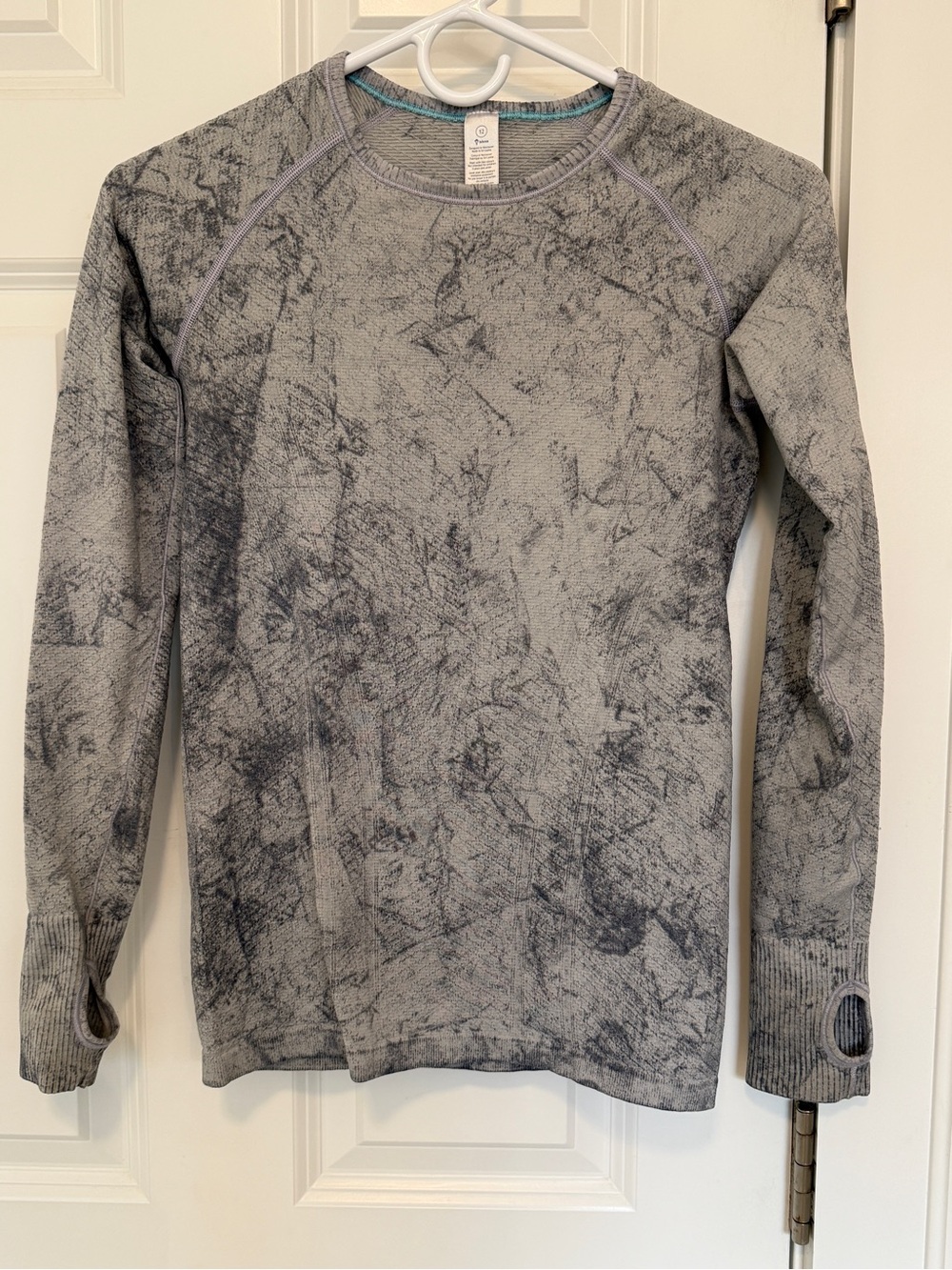 Ivivva Women’s Gray Marbled Crewneck Sweater